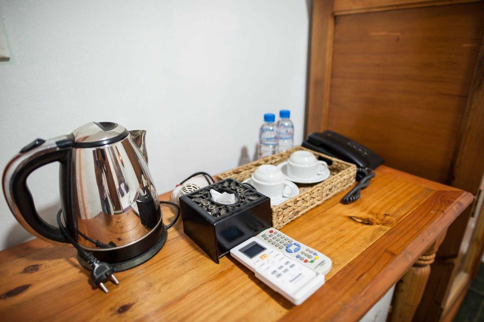 Rs II Guesthouse Phnom Penh Bagian luar foto