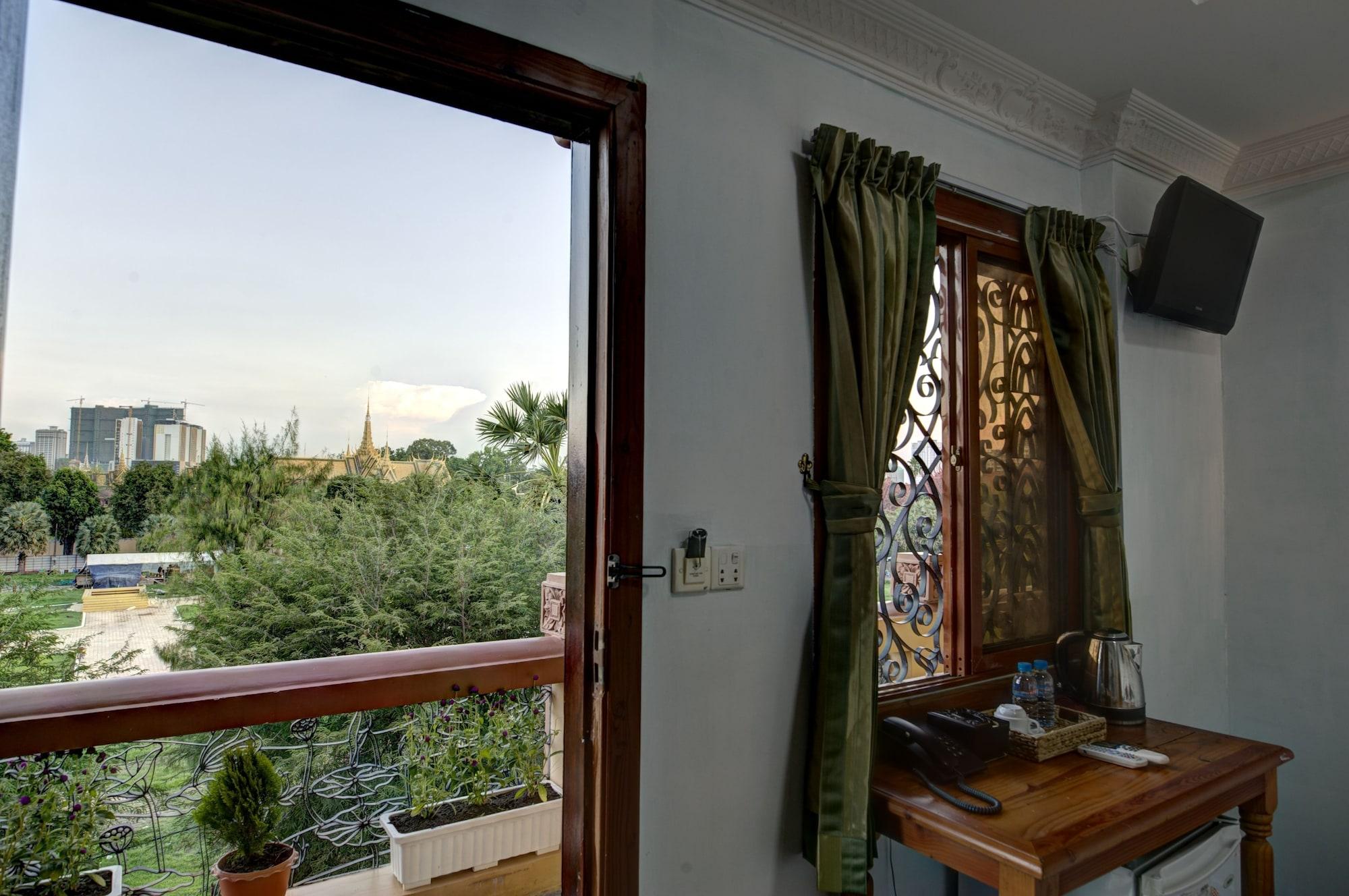 Rs II Guesthouse Phnom Penh Bagian luar foto