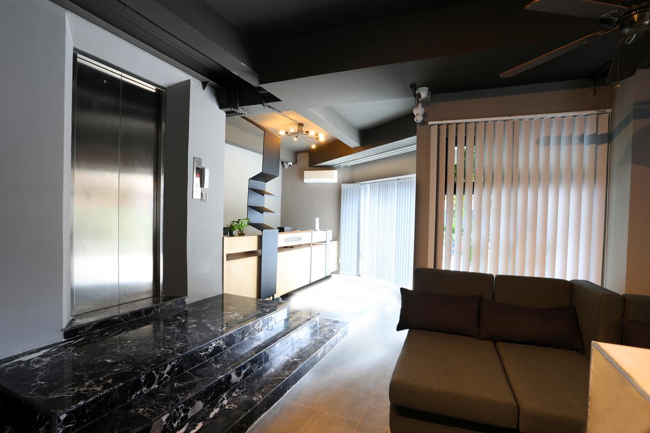 Rs II Guesthouse Phnom Penh Bagian luar foto